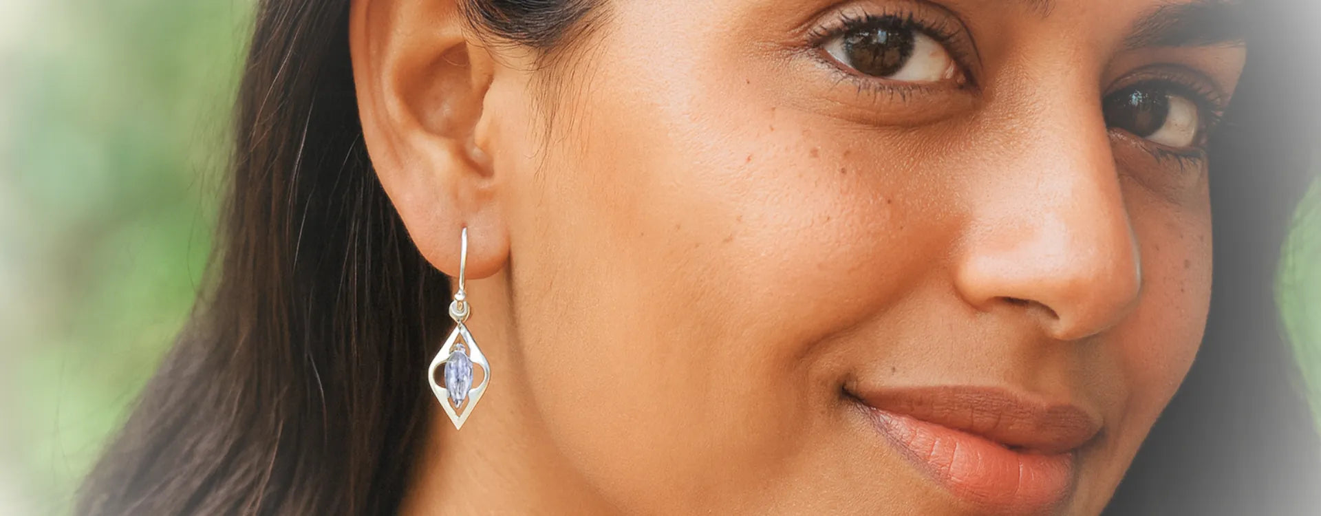 <p>“Antarāle <br/>ātmadarśanam”</p>